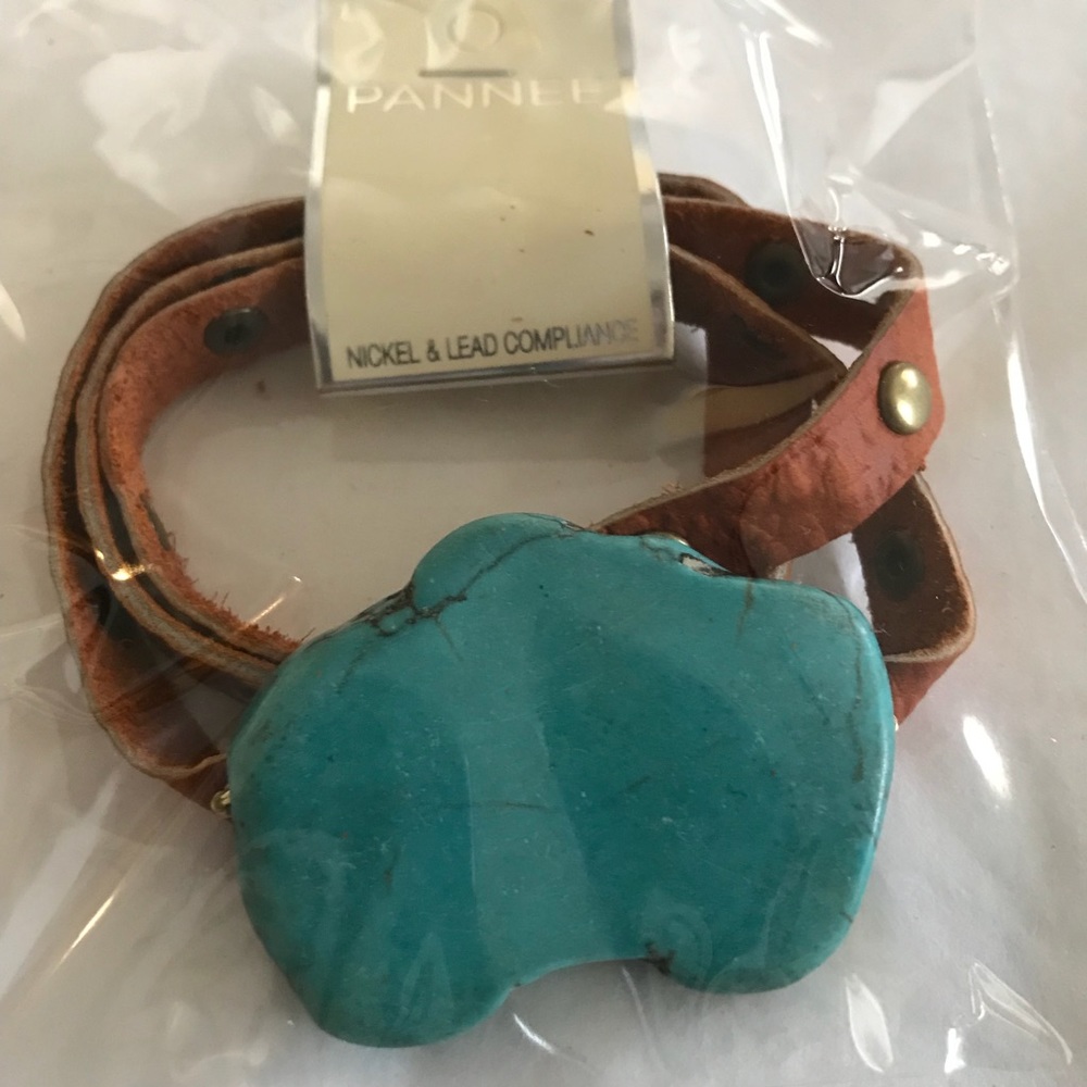 LAST 1!🌟Turquoise Leather Wrap Bracelet - Picture 4 of 5
